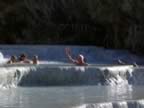 Kevin nelle terme di Saturnia (16kb)